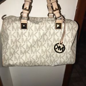 MK Purse